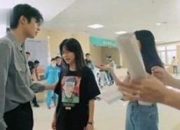 小咪吃瓜爱娱乐,揭秘娱乐圈那些事儿