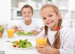 90后当父母娱乐吃瓜酱,娱乐吃瓜酱中的育儿生活