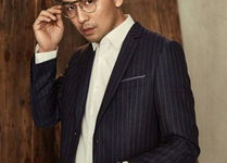 娱乐圈吃瓜男导演有哪些,那些热衷于吃瓜的男导演众生相