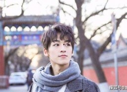 娱乐吃瓜君何洛洛,娱乐吃瓜界的风云人物