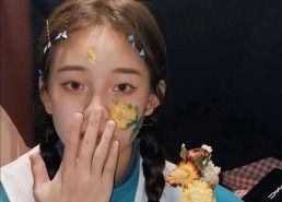 娱乐圈吃瓜抖音背景图片,揭秘抖音背景下的吃瓜盛宴