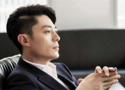 娱乐吃瓜君男演员是谁啊,揭秘“男演员”之谜，真相竟如此出人意料！